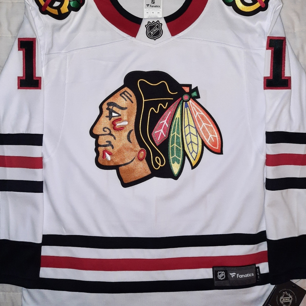 BNWT Perlini Blackhawks Jersey